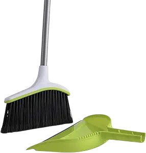 Basics 2-Piece Angled Broom and Dustpan Set by Сasabella